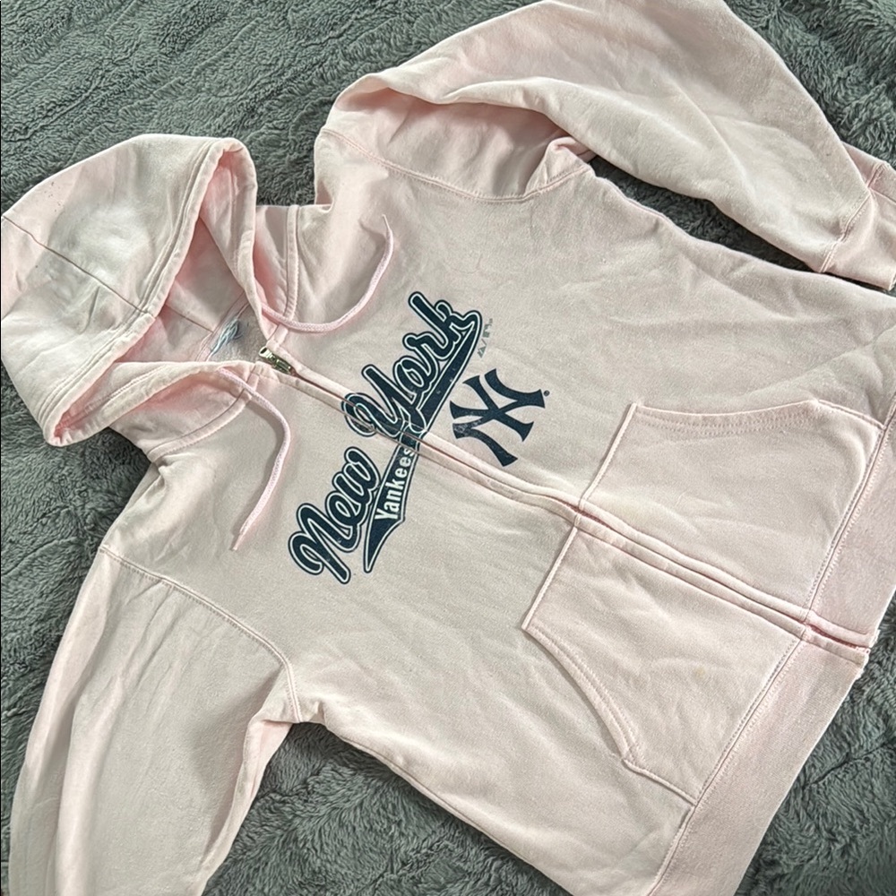New York Yankees Pink Hoodie